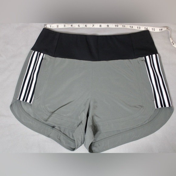 Athleta Ascender Quick Dry Running Shorts size S Gray w/Stripes & Pockets - Picture 3 of 9